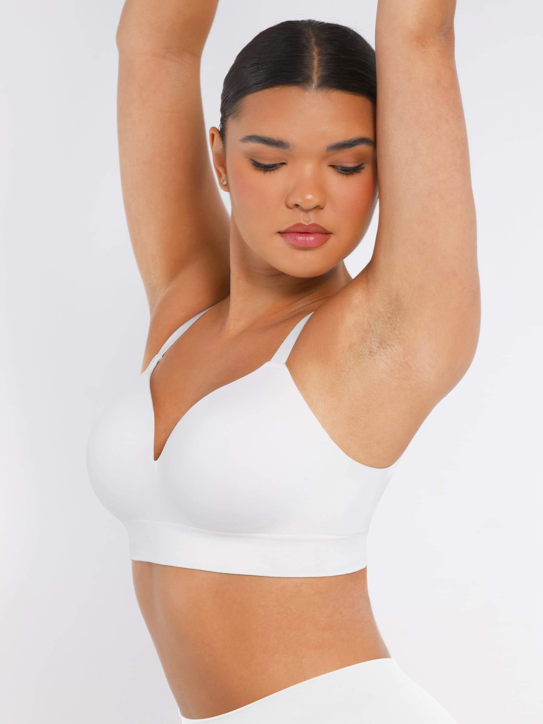 Wireless Bust Support Bra with Foam Cups